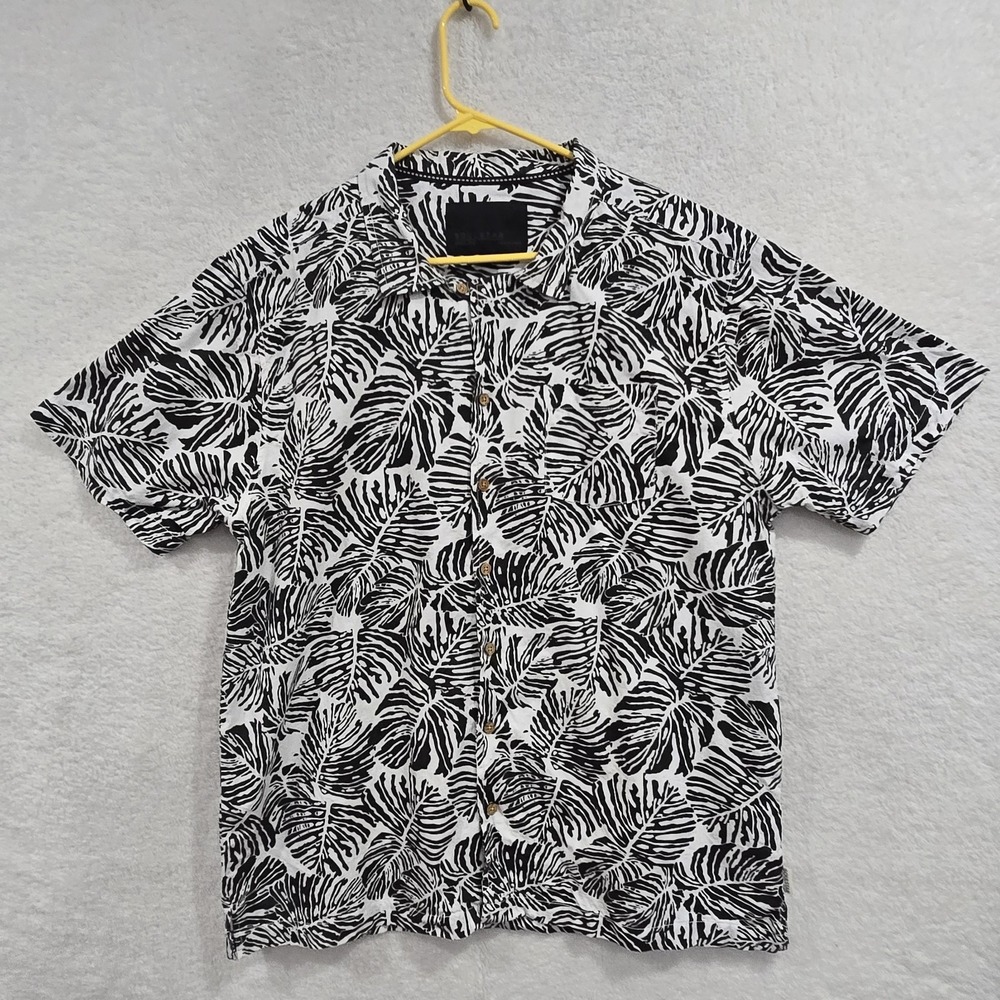 Soul Star Men's XL Black/White Leaf Print Tropical Short Sleeve Button-Up Shirt